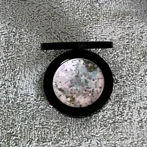 NWT Vincent Longo Novalei eyeshadow amazing color!